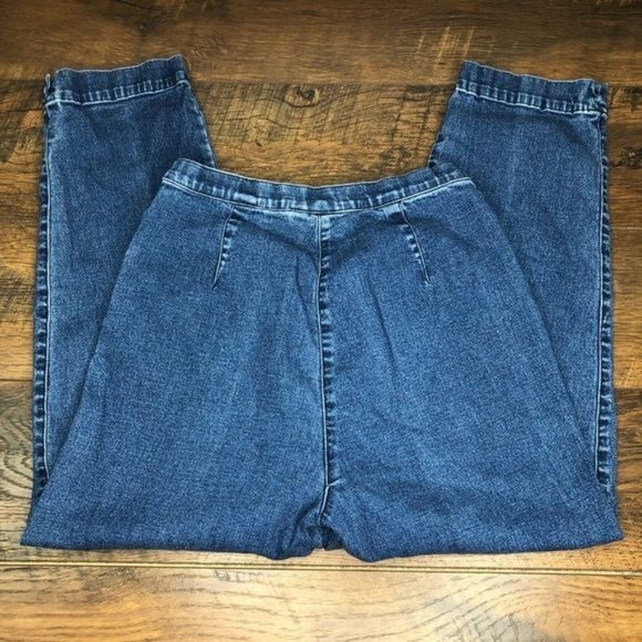 Liz Claiborne Cropped Jeans - Size 4 - Picture 7 of 7